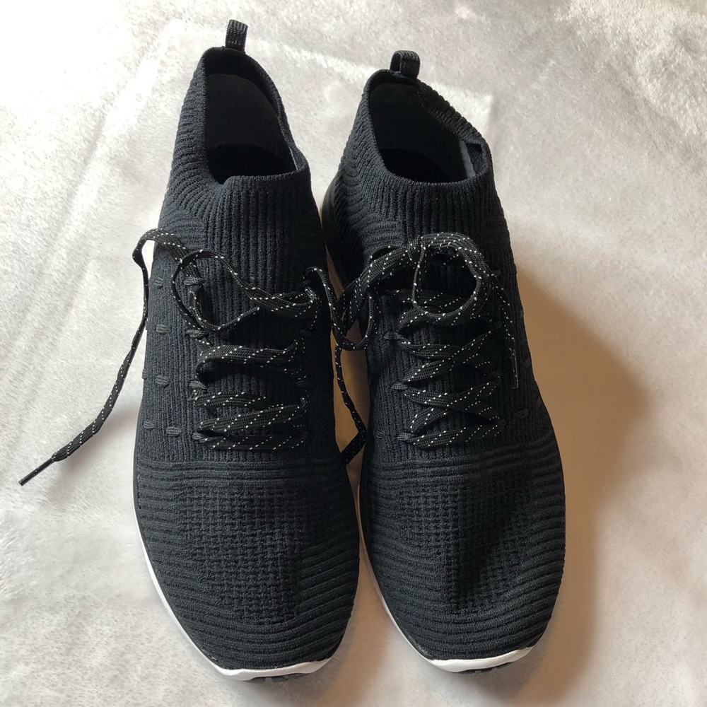 Under Armour🖤